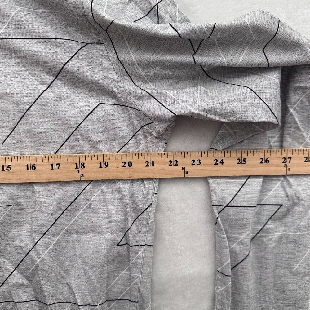 Butter Cloth Shirt Men L Gray Geometric Regular Fit Stretch Button Up - Picture 6 of 9